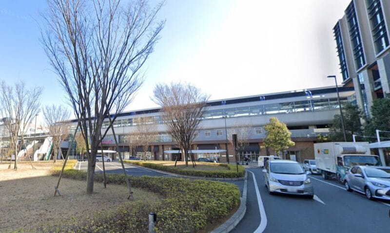 流山おおたかの森駅前